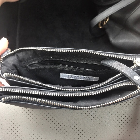 Kenneth Cole Crossbody Bag - Picture 3 of 3